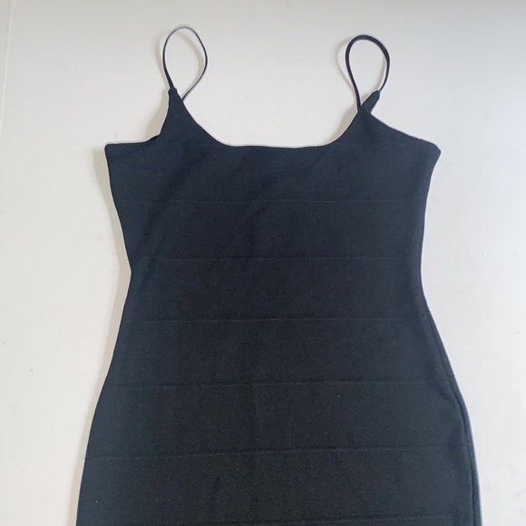 💵Missguided Black Bandage Stretchy Mini Dress in Size 4 - Picture 7 of 10